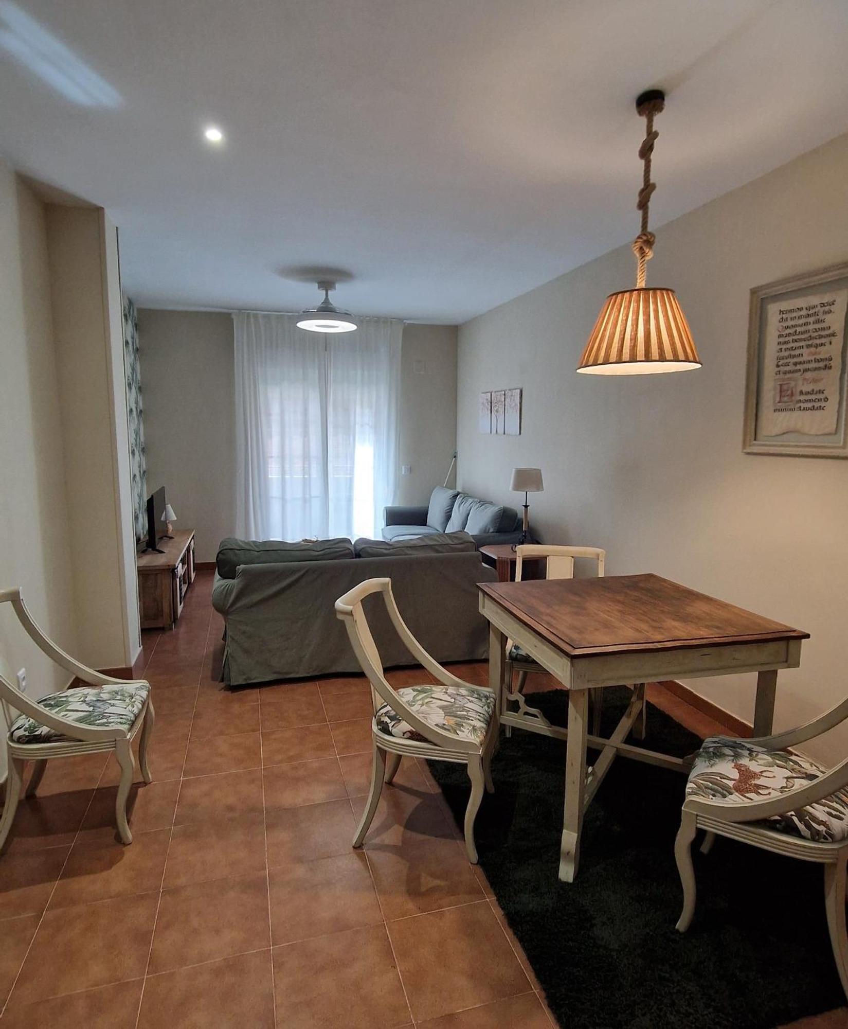 Apartamento Turistico Altora トメリョソ エクステリア 写真