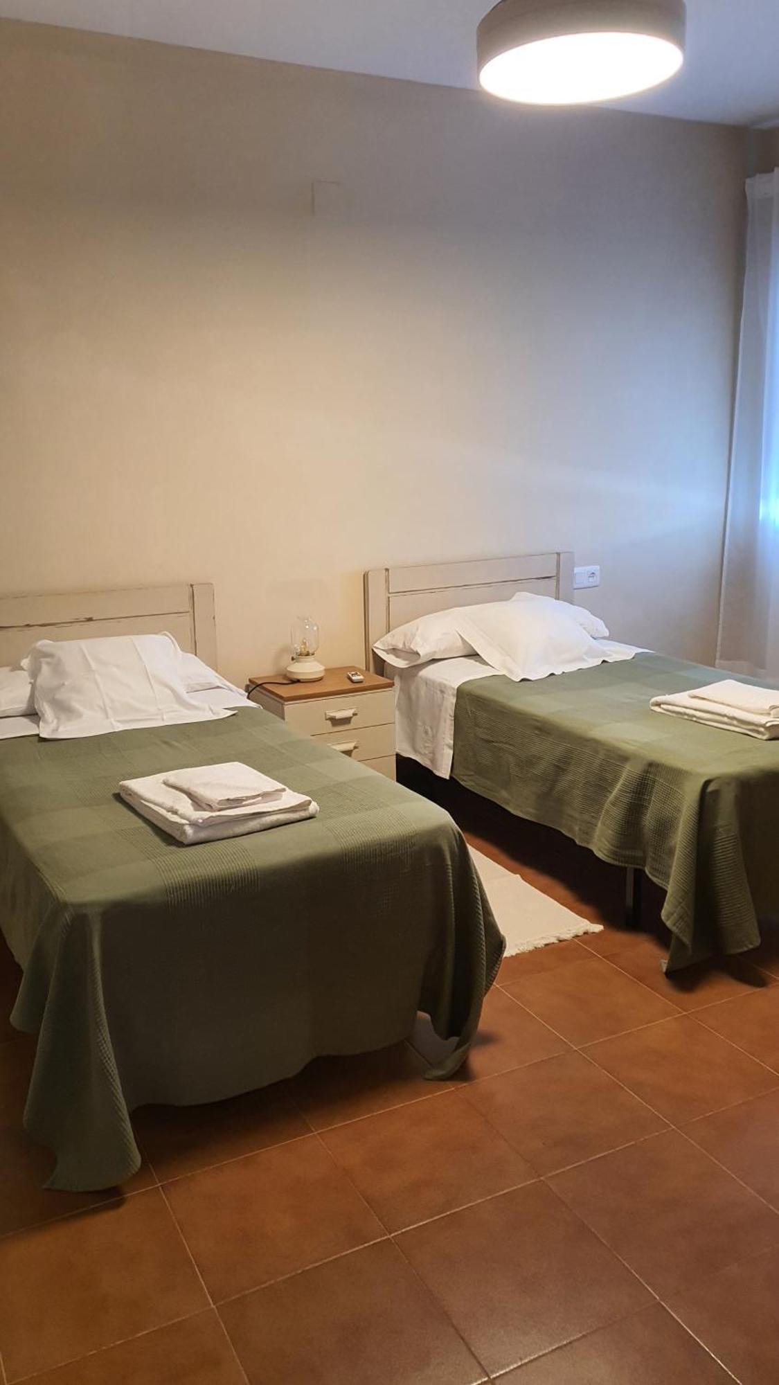 Apartamento Turistico Altora トメリョソ エクステリア 写真